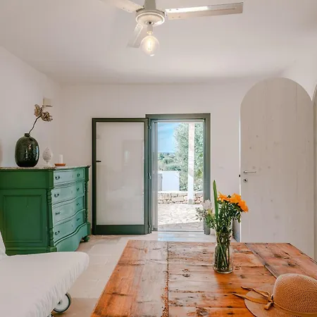 Helloapulia - Trulli Di Leo - Private Pool, Sea View And Pet-friendly Garden