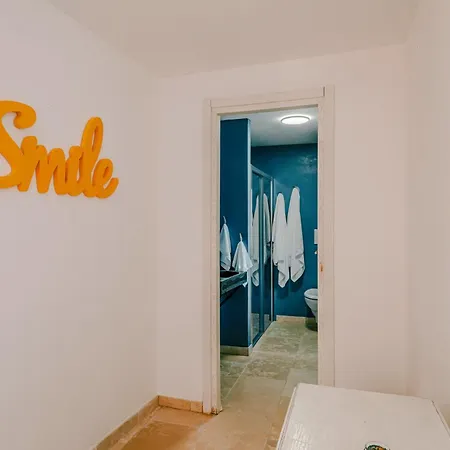 Villa Helloapulia - Trulli Di Leo - Private Pool, Sea View And Pet-friendly Garden