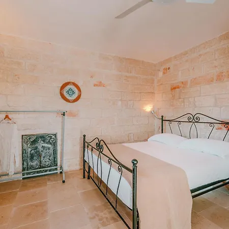 Villa Helloapulia - Trulli Di Leo - Private Pool, Sea View And Pet-friendly Garden