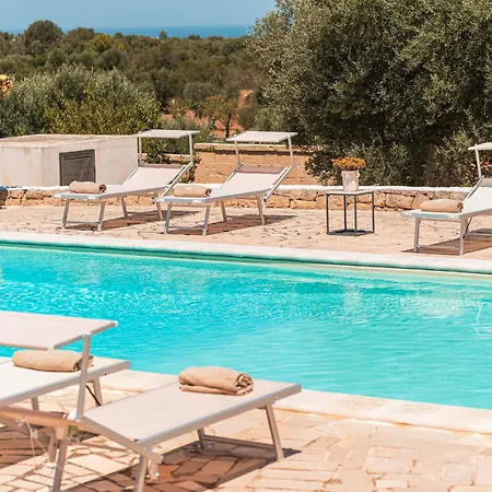 Helloapulia - Trulli Di Leo - Private Pool, Sea View And Pet-friendly Garden Villa