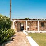Helloapulia - Trulli Di Leo - Private Pool, Sea View And Pet-friendly Garden Villa