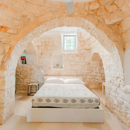 Villa Helloapulia - Trulli Di Leo - Private Pool, Sea View And Pet-friendly Garden *