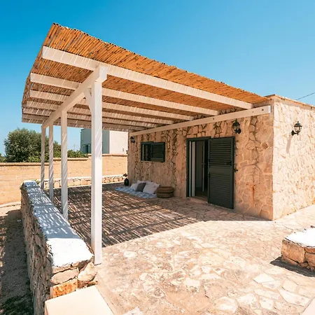 Villa Helloapulia - Trulli Di Leo - Private Pool, Sea View And Pet-friendly Garden Ostuni