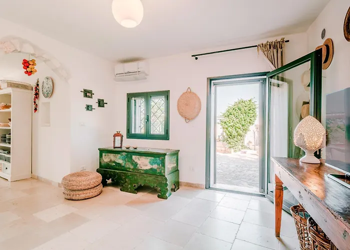 Helloapulia - Trulli Di Leo - Private Pool, Sea View And Pet-friendly Garden Villa *