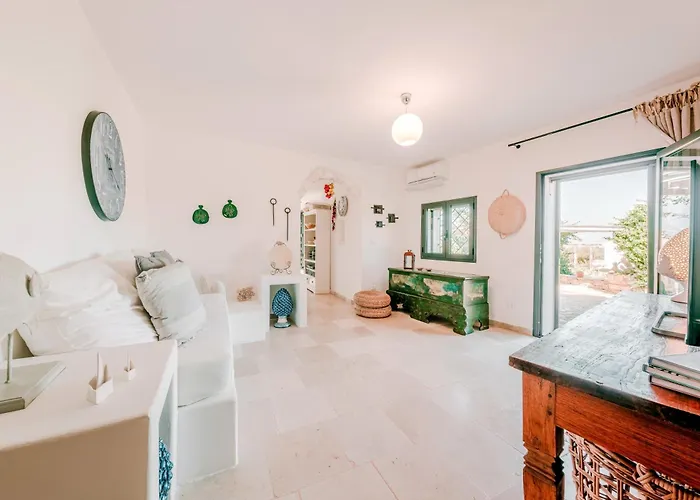 Villa Helloapulia - Trulli Di Leo - Private Pool, Sea View And Pet-friendly Garden Ostuni