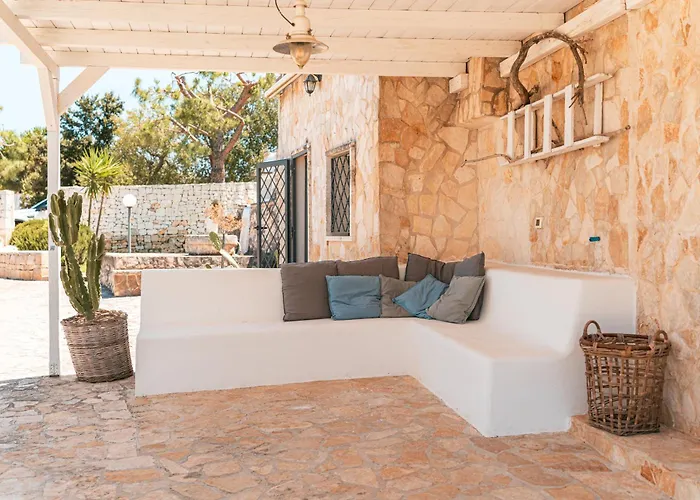Villa Helloapulia - Trulli Di Leo - Private Pool, Sea View And Pet-friendly Garden Ostuni
